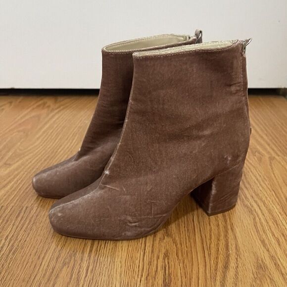 NWOB ZARA pink velvet square toe ankle heeled boots size 36 US 6 - Picture 1 of 7